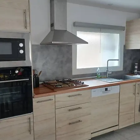 Appartement neuf tout confort Aubenas Extérieur photo